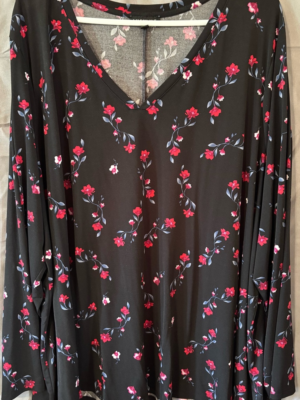 Lane Bryant Black Long Sleeve V-Neck top with Red Floral Print